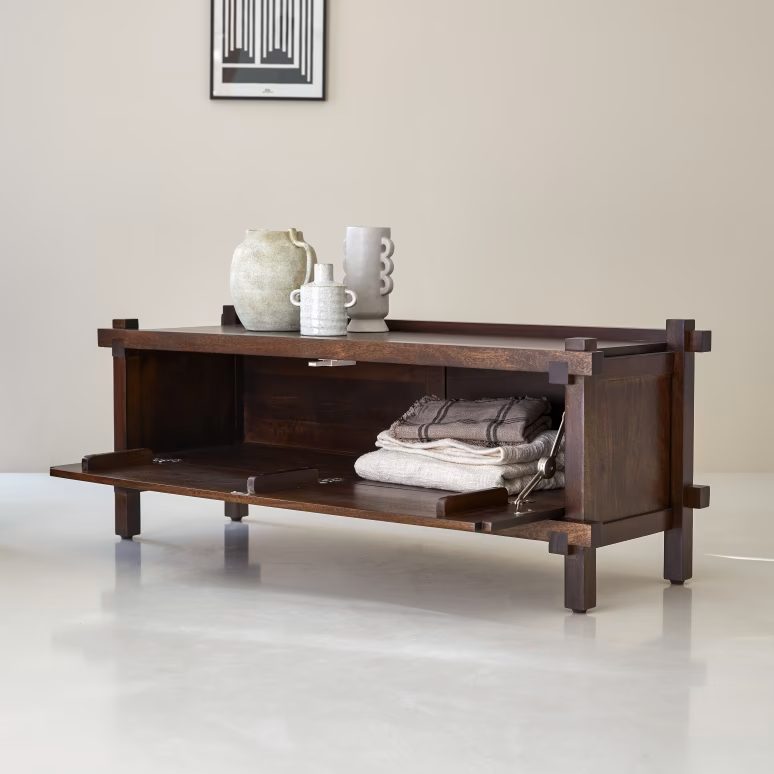 Hera – Solid Mango Wood TV Cabinet (117 cm, Flap)