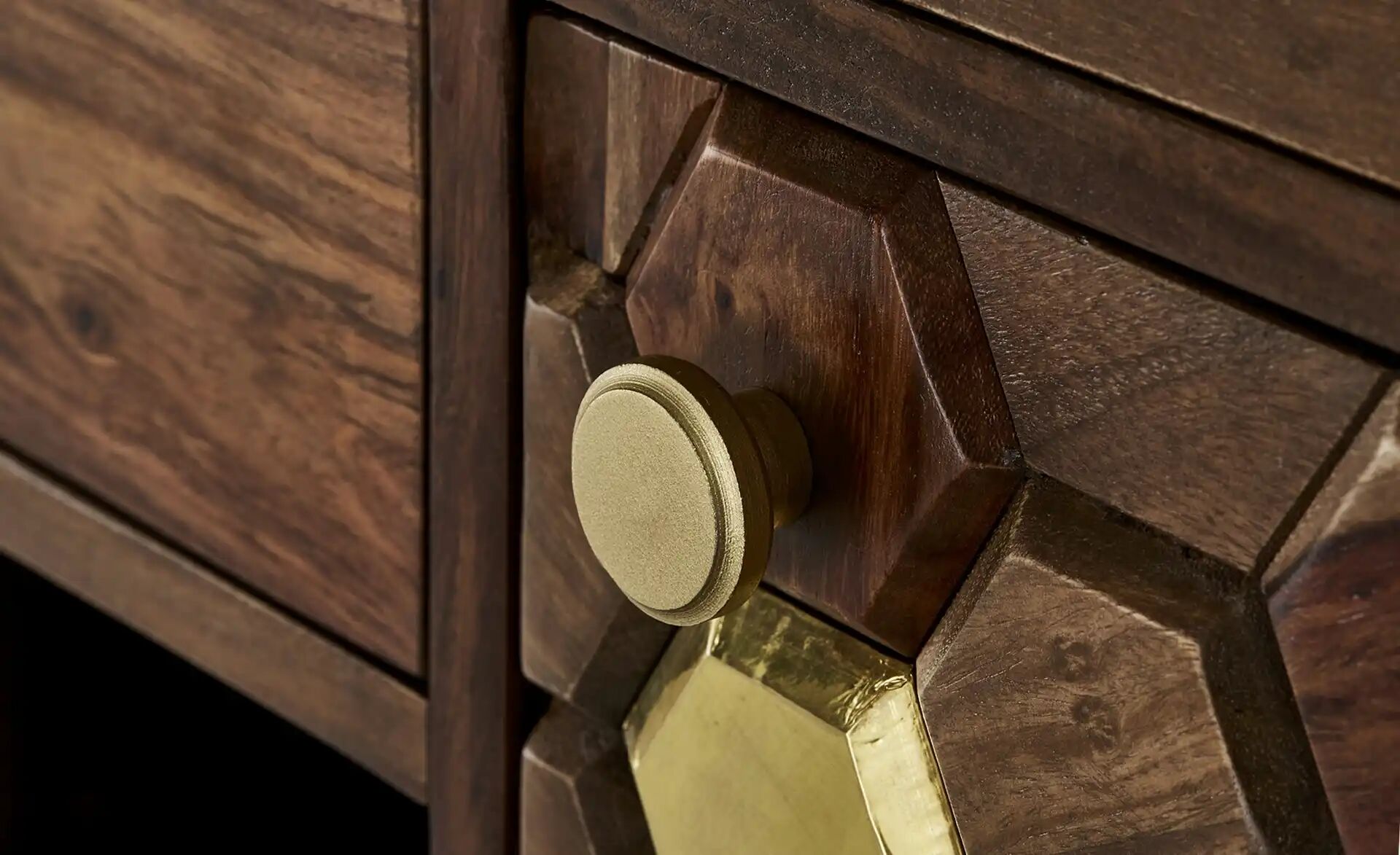 Yati Bar Cabinet