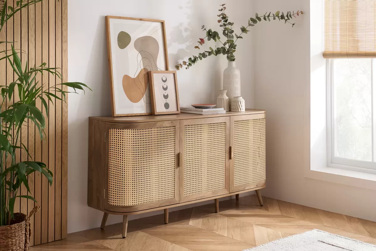 Arcane Sideboard (150 cm, 3 Door)