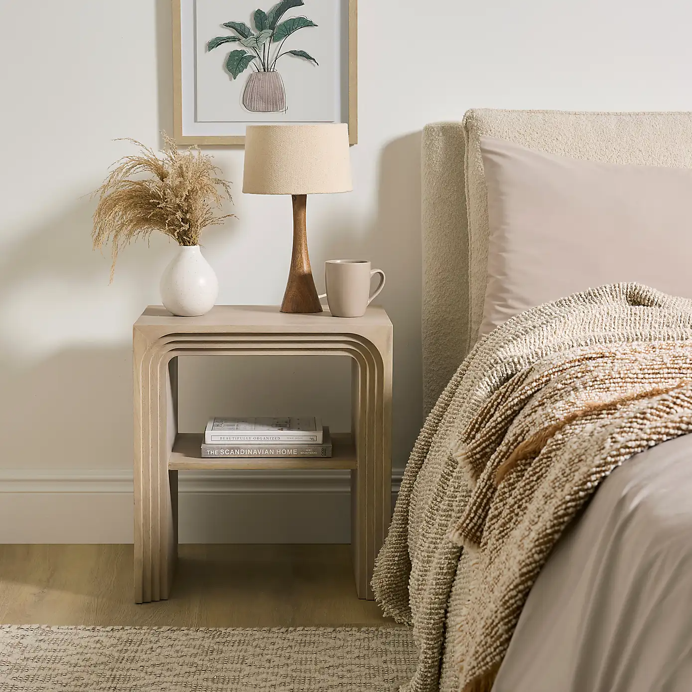 Linea Minimal Bedside Table