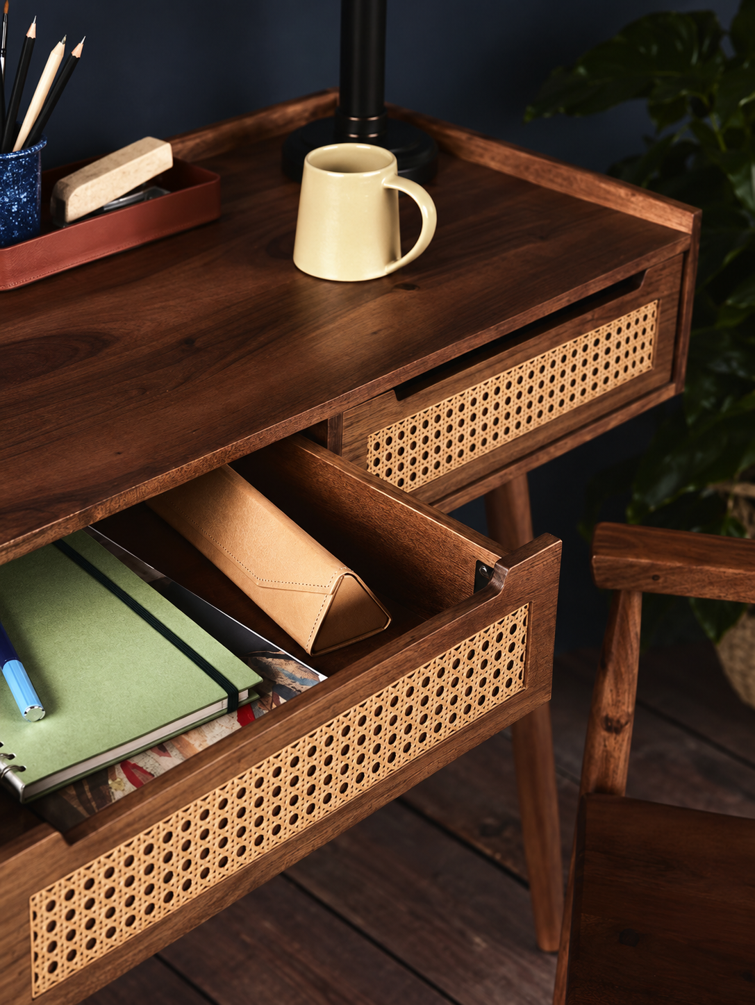 Riva Desk