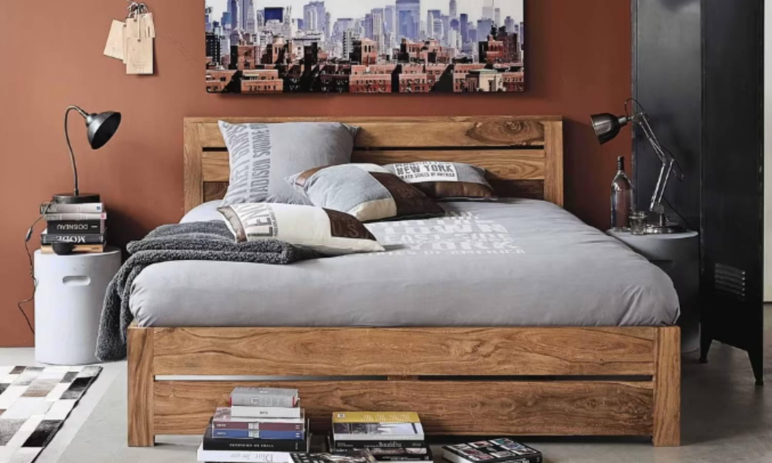 Isha Queen Size Bed (140 x 190)