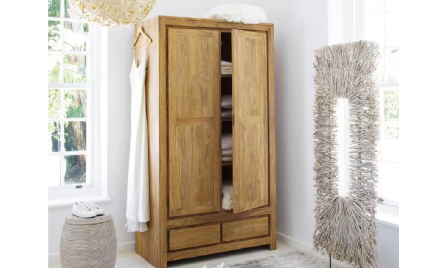 Isha Wardrobe