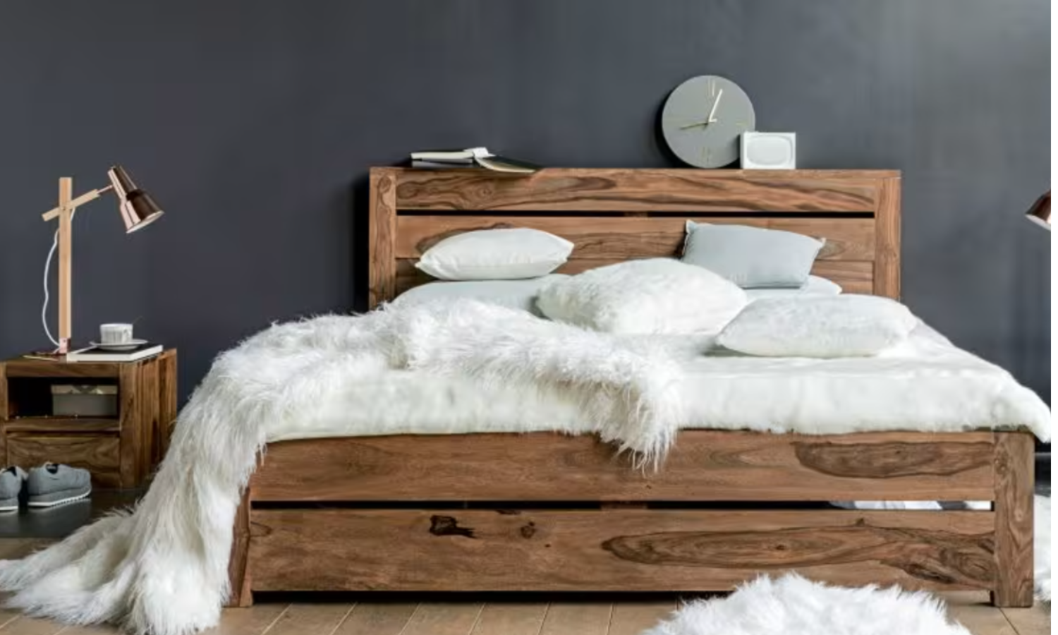 Isha Queen Size Bed (140 x 190)